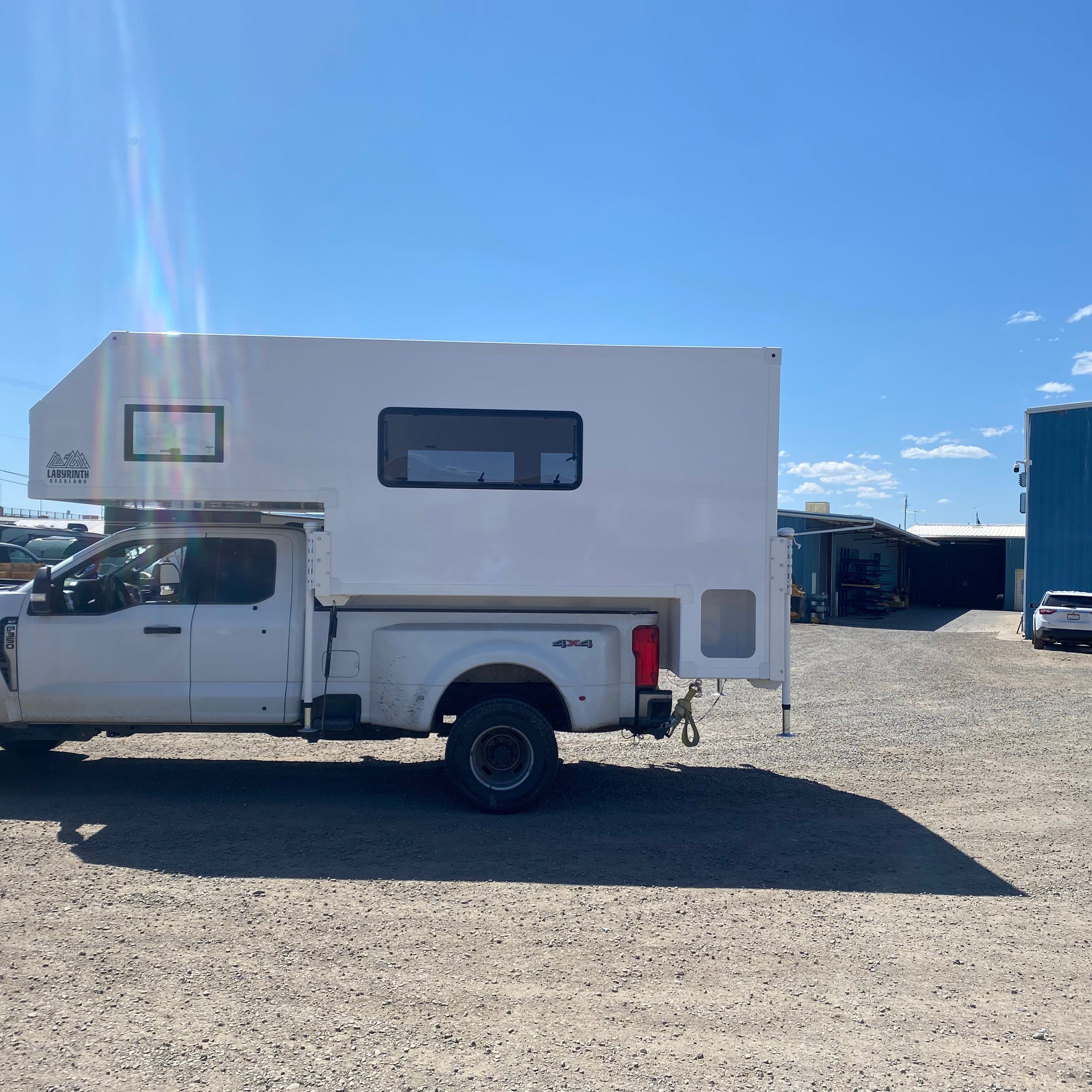 10' 4" Slide in Camper